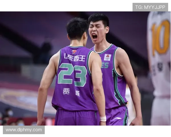 CBA俱乐部杯火热进行高诗岩明日抵长沙与山东男篮会合